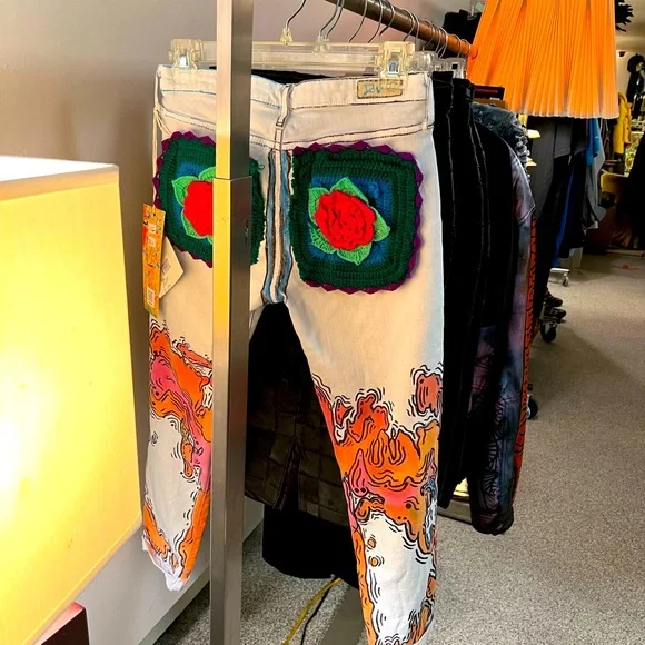 Wild 👖 - Picture 3 of 3